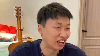 寝室卧底游戏，一时大意被室友当面嘲讽，太丢人了