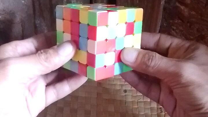 Solving Rubik's Cube 5x5x5 using method ( Back to Back Color Two Face Pattern )