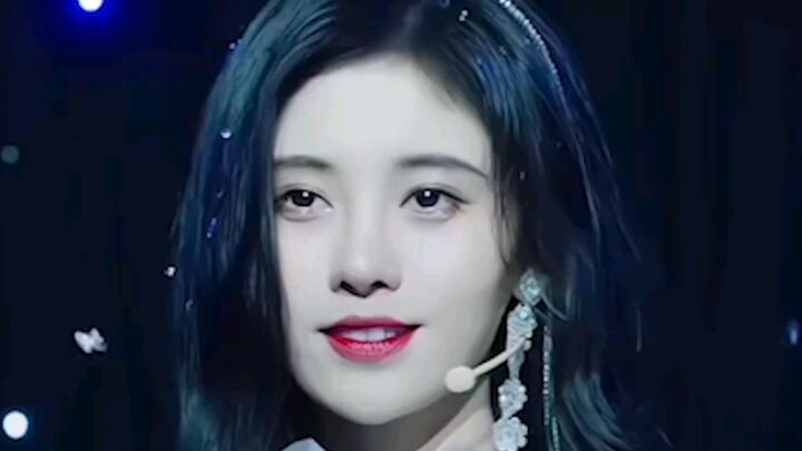 【Ju Jingyi】Mesti diakui, kemampuan profesional Ju Jingyi sebagai idola memang tangguh!