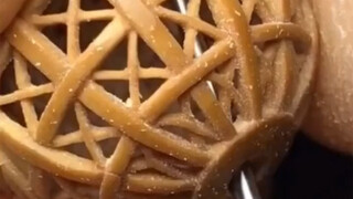 มรดกทางวัฒนธรรมที่จับต้องไม่ได้ การแกะสลักเมล็ดมะกอก #การแกะสลักเมล็ด #ของเล่นเชิงวัฒนธรรม #เมล็ดมะก