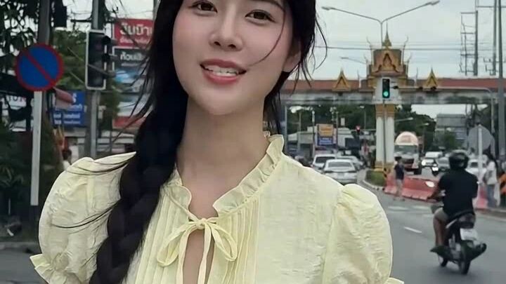 #สาวใต้เช็นเตอร์ลองดู Ruffle Tie Blouse เสื้อเบลาส์ผู้หญิงคอผูกโบว์ขอบฟริลล์ แขนพองเอวย่นรัดทรงสัดส่