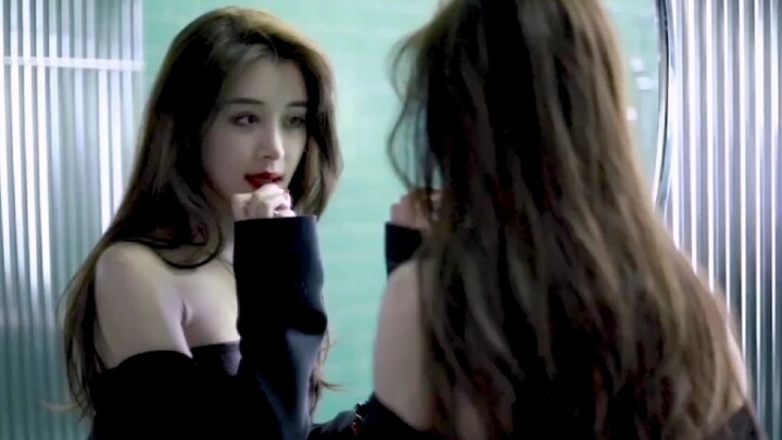 “Sự gợi cảm trước mặt những trò đùa hài hước đều trở nên vô nghĩa!”