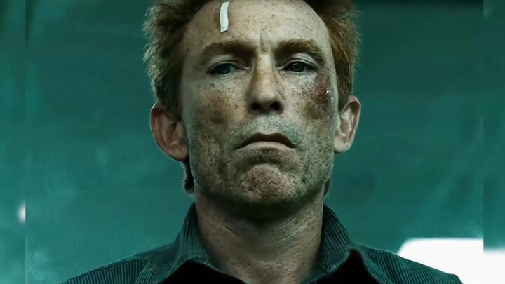 Đoạn phim về Rorschach trong nhà tù cực kỳ bùng nổ!