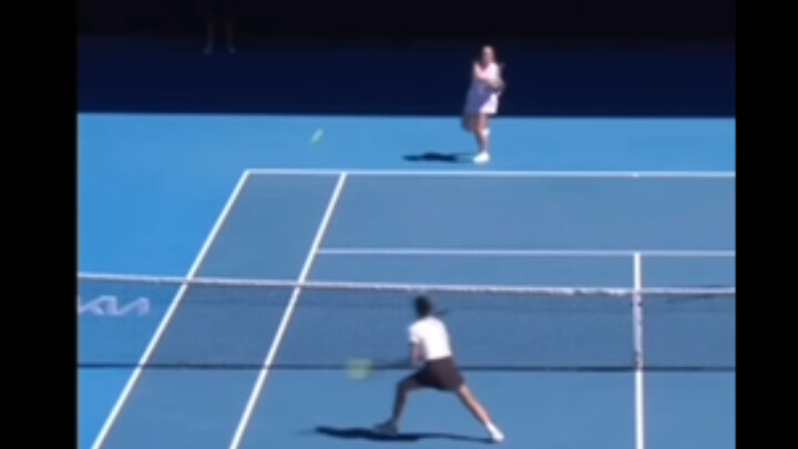 เพื่อนร่วมทีม: ฉันจำได้ว่านี่เป็นประเภทคู่นะ