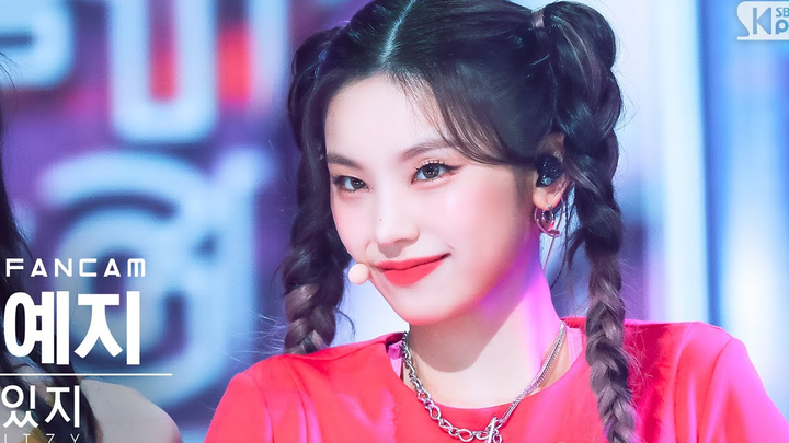 【黄礼志YEJI】俏皮麻花双马尾辫 220724人歌 SNEAKERS 个人直拍