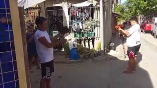 putikan manok ni aboy😂