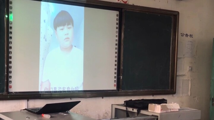 จะเกิดอะไรขึ้นถ้าวิดีโอนี้ [ความโกรธของแฟน Cai Xukun วัย 12 ปี] เล่นในชั้นเรียน?