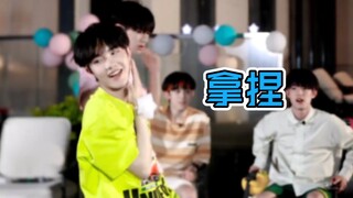 Su Xinhao looks lazy but actually performs random dances. He understands his fans.