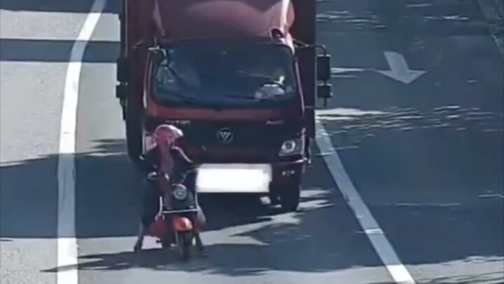 Try bumping into me!