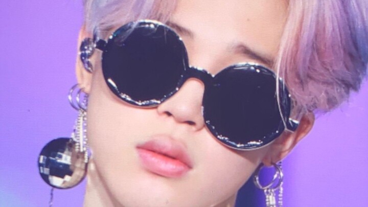 Park Jimin! Gogo, this song isn’t like that at all!!!