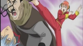 [Gintama 40]: Ayah mertuanya muncul! Kagura ditipu untuk melemparkan beras ke bank, tapi dia bertemu