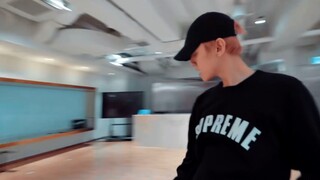 Phần của Baekhyun hoàn toàn rung động