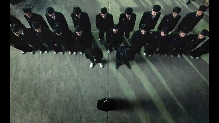 Xiao Bagua sering mengganggu mahasiswa Tiongkok, Hao Ge memimpin lebih dari seratus orang untuk bala