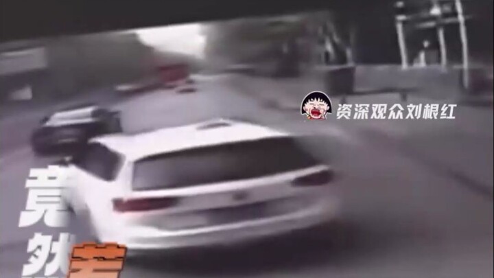 ผ่านมาตั้งหลายปีแล้ว นักเรียนยังคงเป็นคนสร้างกลุ่ม แต่คนทำงานรีบตามทันที