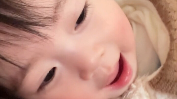 ไม่ว่าจะเป็นอย่างไร ณ ตอนนี้ ฉันเป็นของคุณ คุณก็เป็นของฉัน