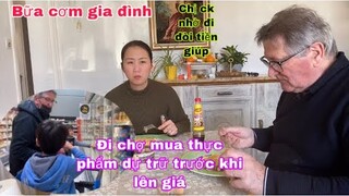 Trứng chiên nấm/đi chợ mua thực phẩm dự trữ lo ngại tăng giá/Cuộc sống pháp/Cuộc sống Châu Âu