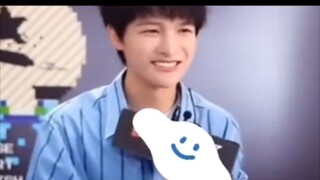 周深十年努力无人知，一次抽象天下闻