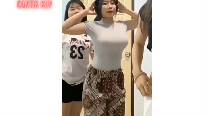 enak banget yang tengah