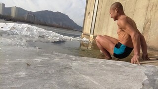 Ngày 20 tháng 12 năm 2021, chương trình bơi mùa đông Triều Dương với chim bồ câu kỳ lạ tắm nước lạnh