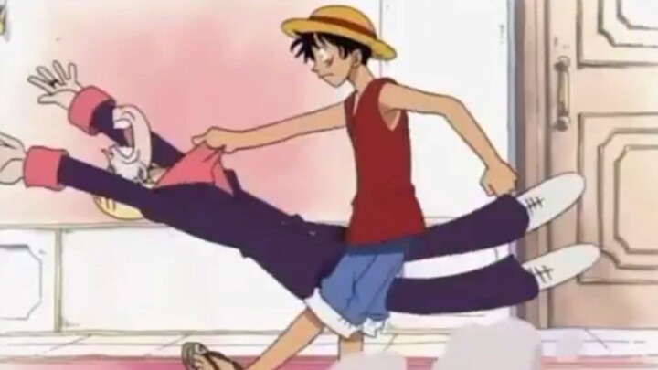 Kasian bgt diseret + dicekek sambil dipukul2in Luffy🤣