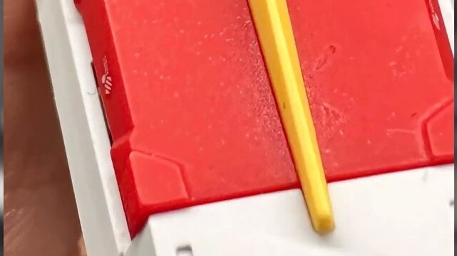 Playing with glue scientifically: matte without tipping over!