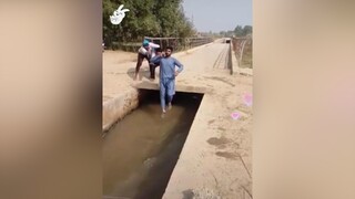 Đó là con đường mà thằng bạn mình thường đi 😂😂wannaseeyou funnyvideos xuhuong cườikhôngnhặtđượcmồm funny xuhuongtiktok