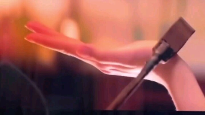 Kayaknya nggak banyak orang yang nonton film ini, ya 👻