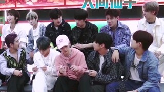 [R1SE] Aku sangat meragukan kalau semua orang di keluarga Hu membesarkan Zhai Xiaowen sebagai seoran