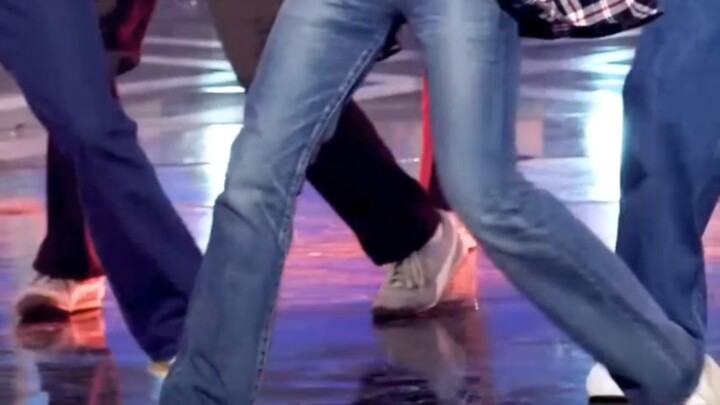 Anyone who hasn’t seen Lee Kye-chan’s straight shot in flared pants is in for a tough time.