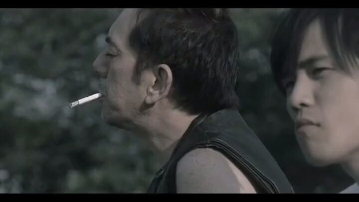 Kecepatan masa muda memang kencang, tapi tetap tak mampu menyusul waktu yang terus bergerak ke utara