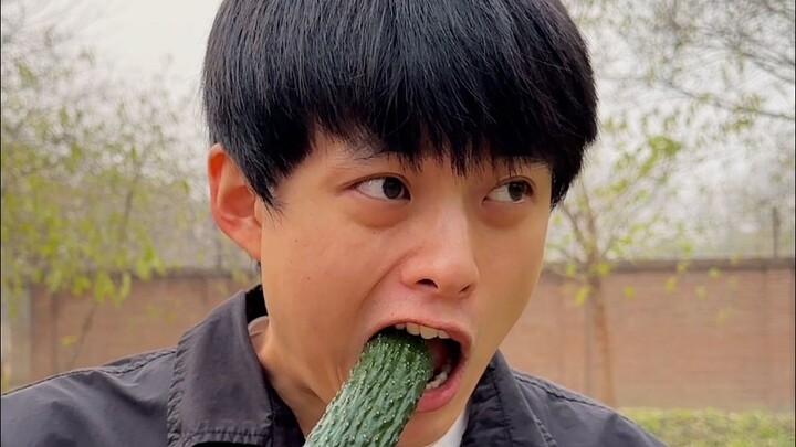 The cucumber by the roadside—don’t pick it!