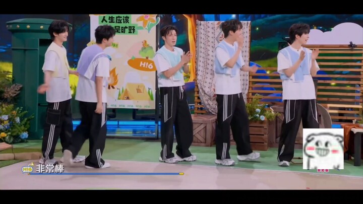 Ding Chengxin, Chen Zheyuan, Ao Ziyi, and Gao Hanyu’s dance segment: Ding Chengxin takes the floor, 