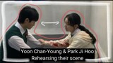 YOON CHAN-YOUNG AND PARK JI HOO REHEARSING A SCENE | Cheong-San & On-Jo