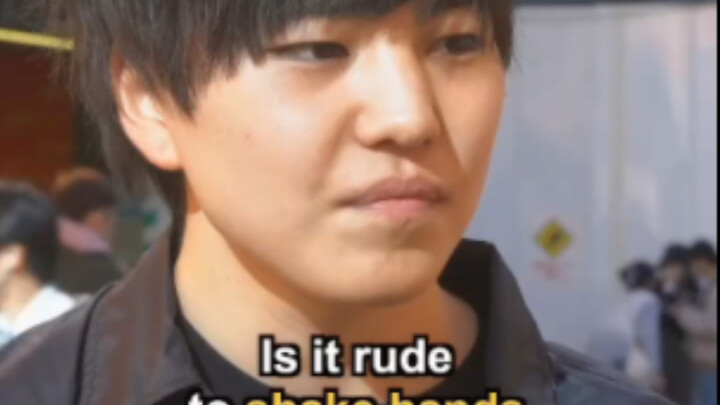 [Wawancara Jalanan] Orang Jepang biasanya tidak berjabat tangan?