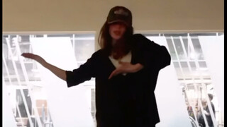 【أليسا ليو】ليو ميكسيان ترقص مثل جيني، من النادر أن نرى رياضية تزلج فني على الجليد تستطيع أداء هذا ال