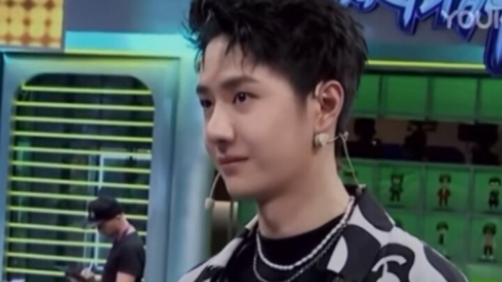 【Wang Yibo】Wang Yibo si kecil pengadu ini sangat menggemaskan