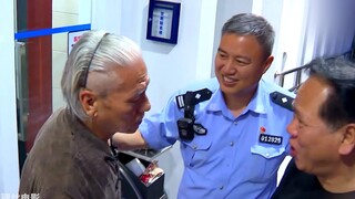 Seorang kakek berusia 87 tahun yang sedang mabuk melihat orang bermain catur, lalu dengan penuh sema