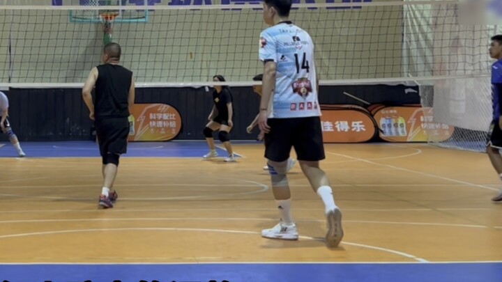 How to play as a good attacker if you are not tall enough to jump