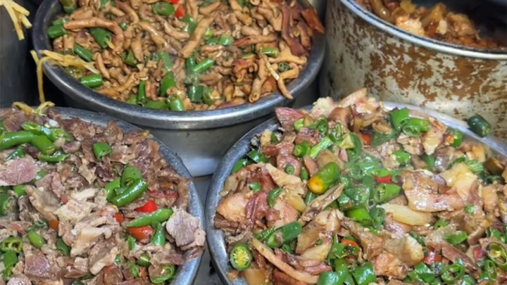 徐州街头巨无霸大卷饼，20一个香迷糊啦！