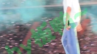 เสี่ยวโปที่รู้สึกประหลาดใจเมื่อเจอผู้ชายกินข้าวเป็นครั้งแรก