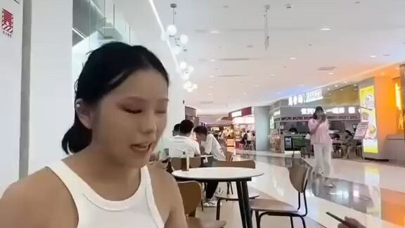 Chinese cute make up in public