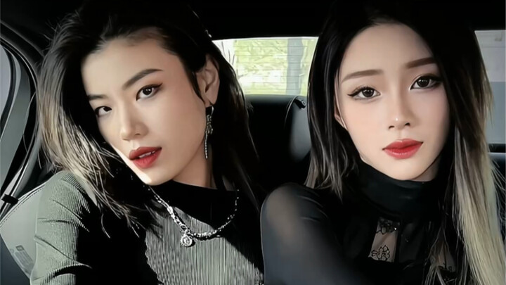 كايدي ما يخدّم إلا زوجين!