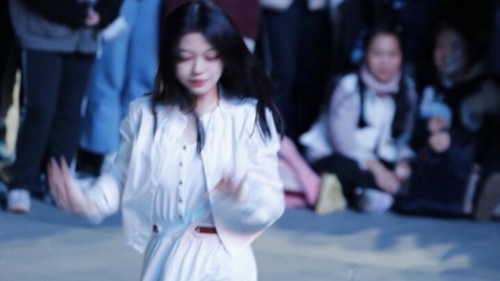 Hefei No.1 Middle School Dance Club's Hundred Regiments Winter Cover Dance