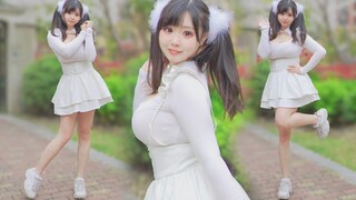 怎么会有这么甜的女孩呀，谁不心动？