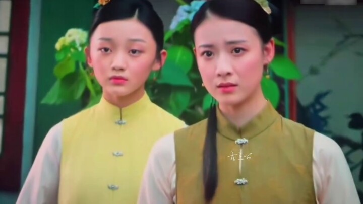 Did the director shoot this scene after seeing a popular meme on the internet? Hahaha