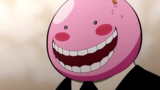 Koro-sensei turns red seeing Bitch-sensei