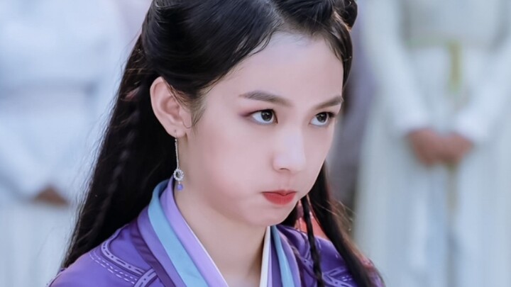 يا إلهي، إن بنات الإوز الجميلات لطيفات لدرجة لا تُحتمل! ما في أحد يقدر يرفض فتاة حلوة كهذه! هيا بسرع