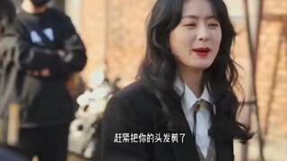 "Pertumbuhan liar Zhao Liying terlalu kuat." Auranya hampir 1,8 meter tingginya. Bos Xu hebat sekali
