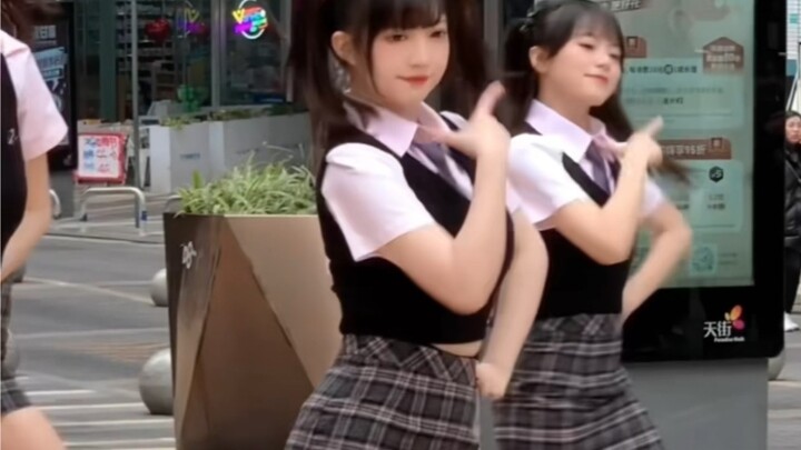 Count how many sweet girls there are (*´I`*)