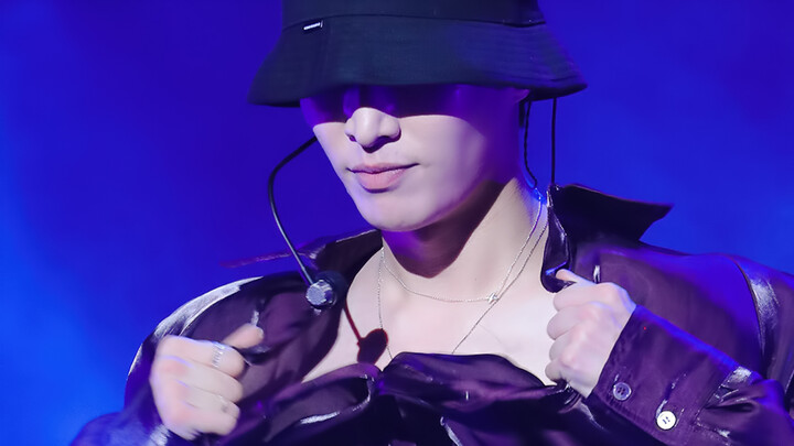 [Zhang Yixing] 190120 Samsung GIVE ME A CHANCE + LAY U DOWN